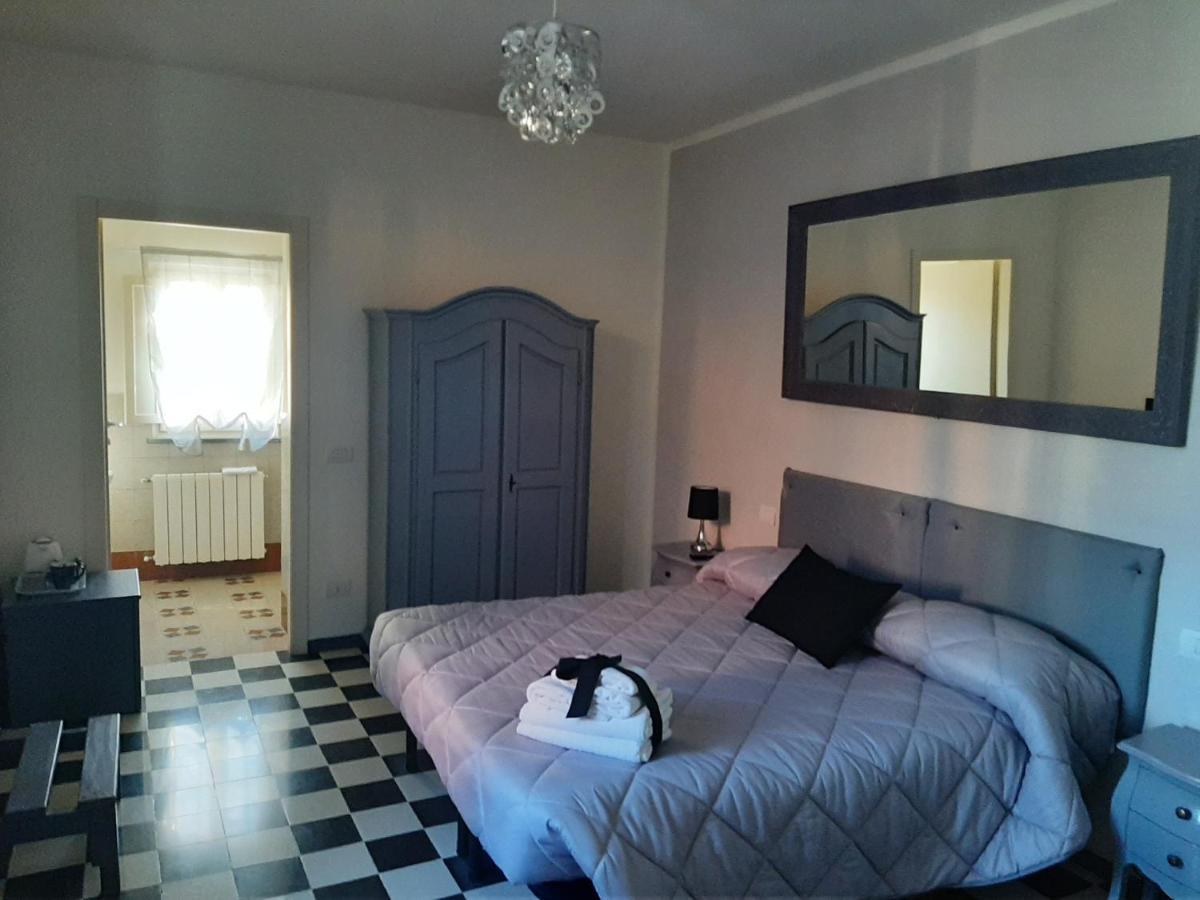 B&B Principe Calaf 3 Лука Екстериор снимка
