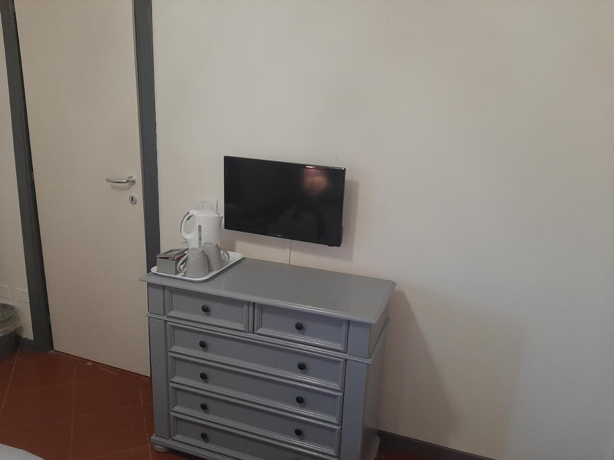B&B Principe Calaf 3 Лука Екстериор снимка
