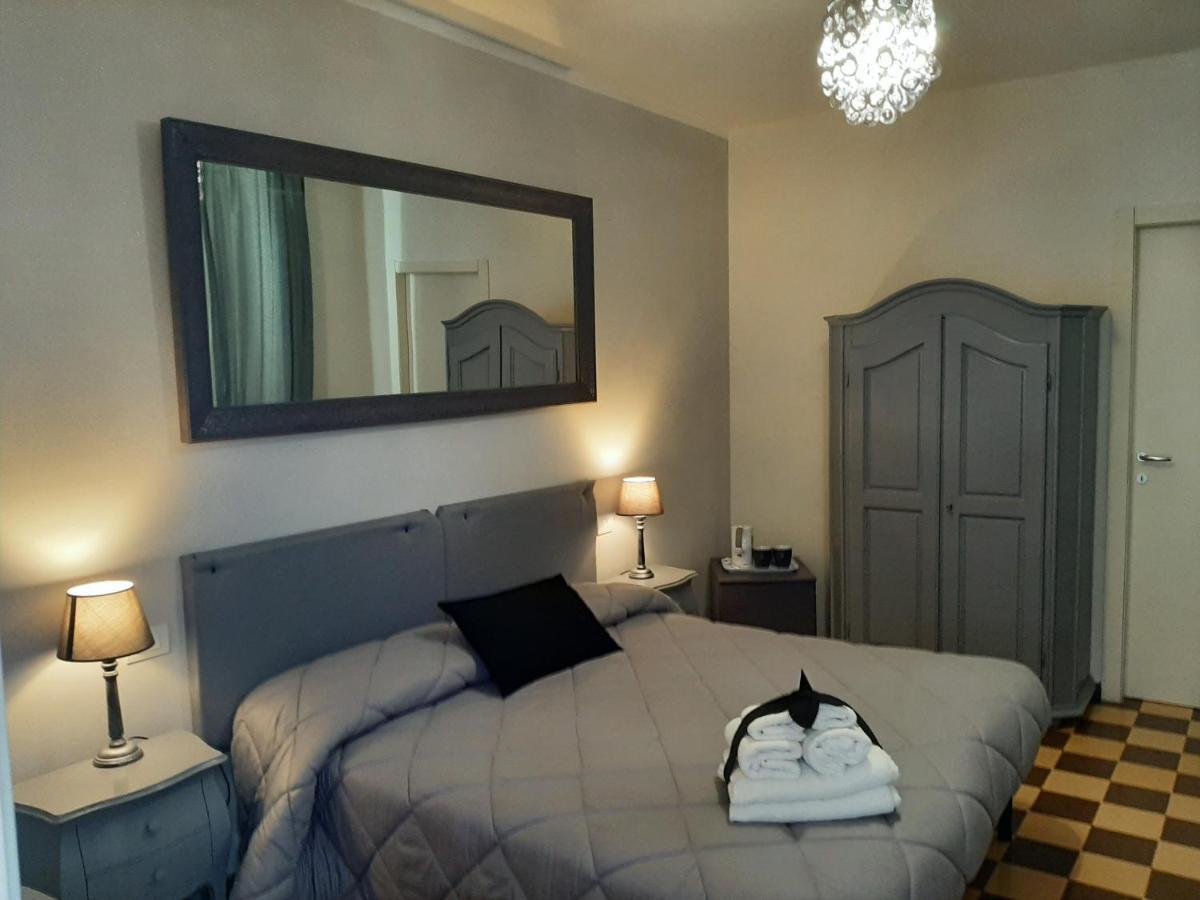 B&B Principe Calaf 3 Лука Екстериор снимка