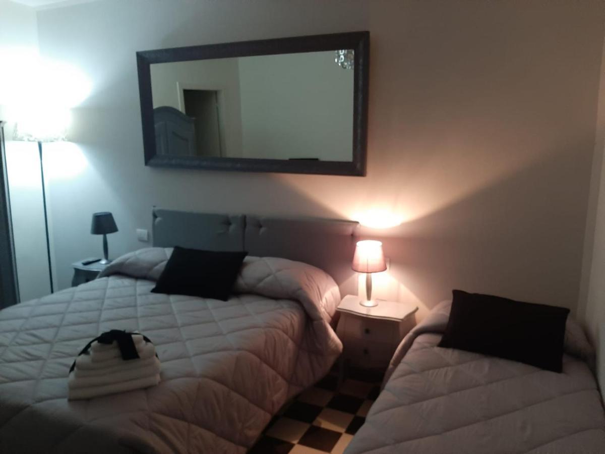 B&B Principe Calaf 3 Лука Екстериор снимка