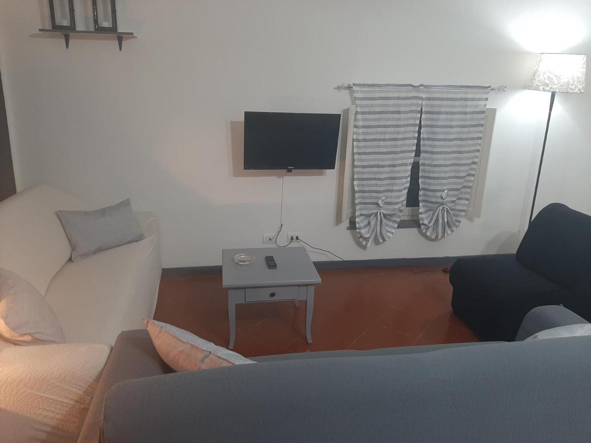 B&B Principe Calaf 3 Лука Екстериор снимка