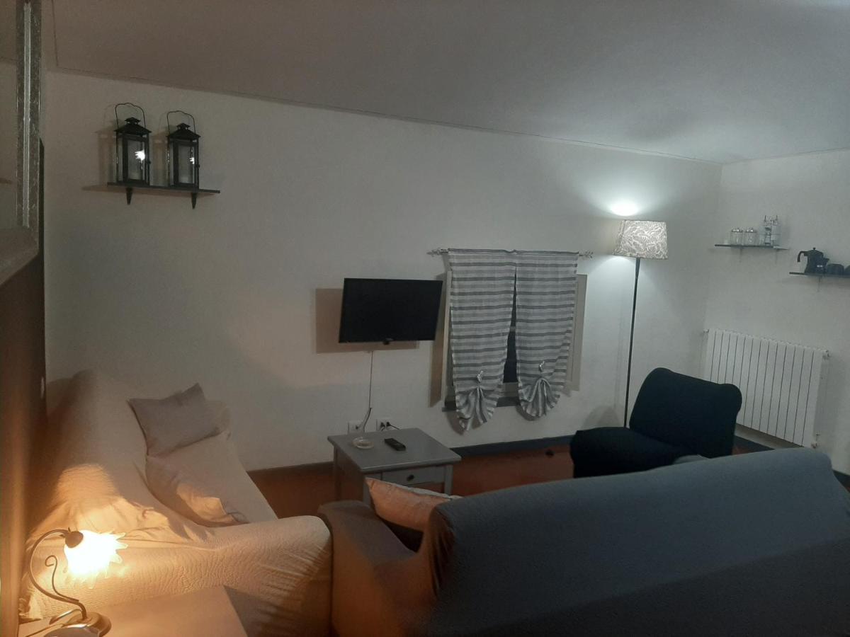 B&B Principe Calaf 3 Лука Екстериор снимка
