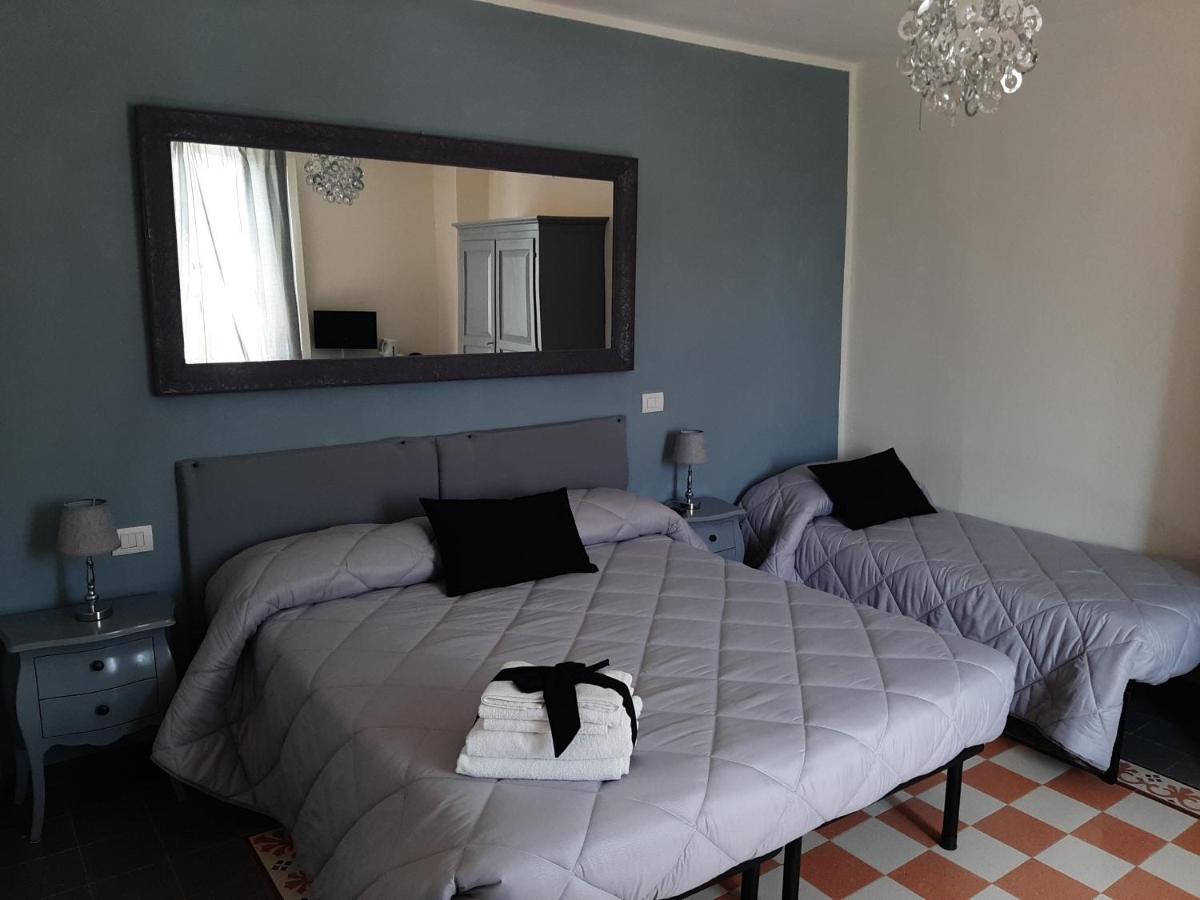 B&B Principe Calaf 3 Лука Екстериор снимка