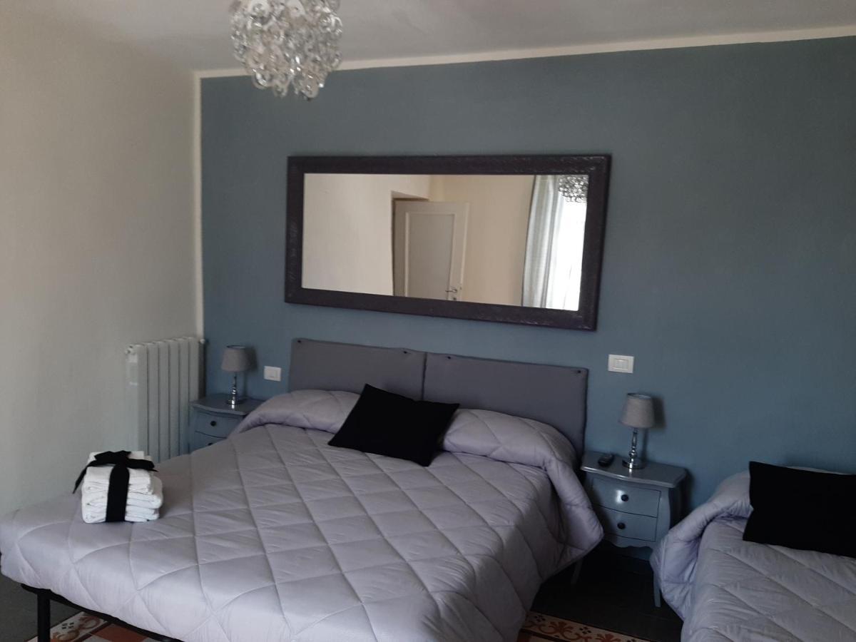 B&B Principe Calaf 3 Лука Екстериор снимка